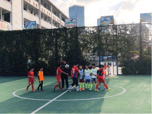 ‘milan米兰’
【足球联赛】驰骋绿茵场 点燃足球梦——南站小学举行2020年“校长杯”班级足球联赛(图3)